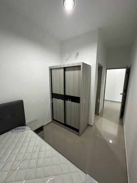 Servis Apartment untuk Disewa di Serviced Residence @ The Louvre @ Country Heights - Gordon Ling - Bedroom - PropertyGuru.com.my