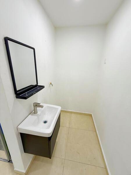 1-storey Terraced House for Sale in Taman Aman (Senai) - Loong Hing Liong - Bathroom - PropertyGuru.com.my