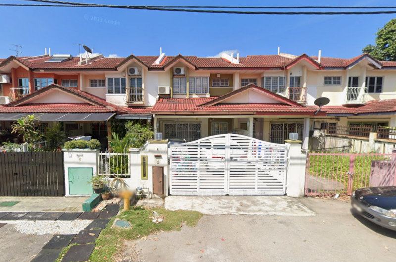 2-storey Terraced House for Sale in Puchong Utama (Seksyen 8) (Puchong) - Kenny Choo - Exterior - PropertyGuru.com.my