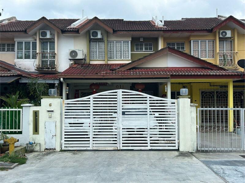 2-storey Terraced House for Sale in Puchong Utama (Seksyen 8) (Puchong) - Kenny Choo - Exterior - PropertyGuru.com.my