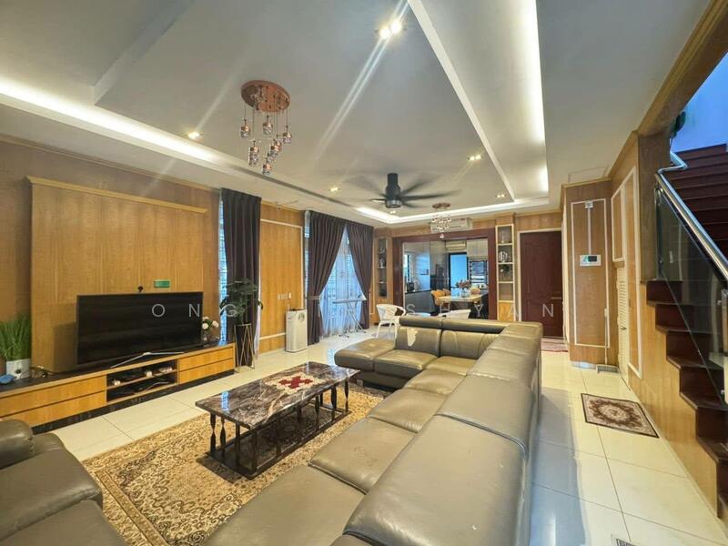 2-storey Terraced House for Sale in Taman Ekoflora (Johor Bahru) - Ong Lih Shyan - Living Room - PropertyGuru.com.my