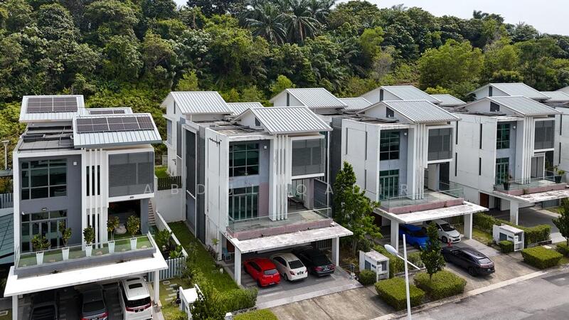 Bungalow for Sale in Cyberjaya (Selangor) - Abdul Qadir - Exterior - PropertyGuru.com.my