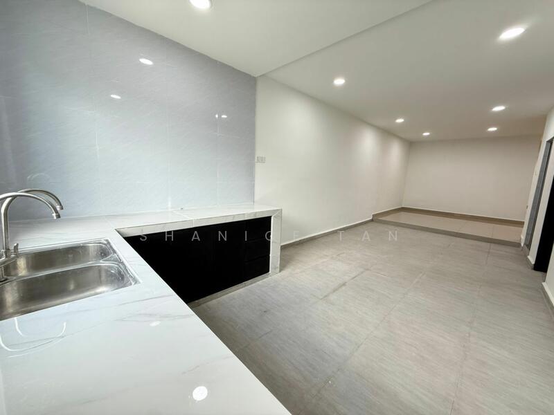 2-storey Terraced House for Sale in Taman Senai Baru (Senai) - Shanice Tan - Kitchen - PropertyGuru.com.my