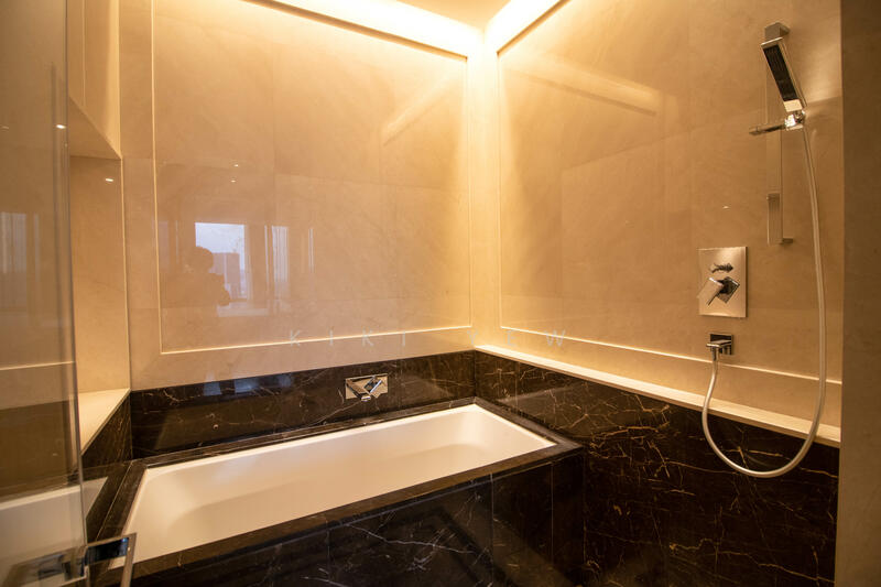 Pavilion Suites untuk Untuk Disewa - RM 6,000 /bulan, Mac 2026 - Bathroom - PropertyGuru.com.my