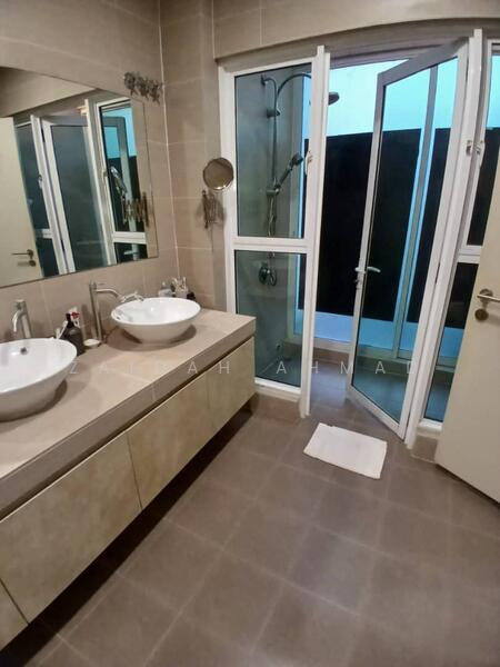 2-storey Terraced House for Sale in Cyberjaya (Selangor) - Zaidah Ahmad - Bathroom - PropertyGuru.com.my
