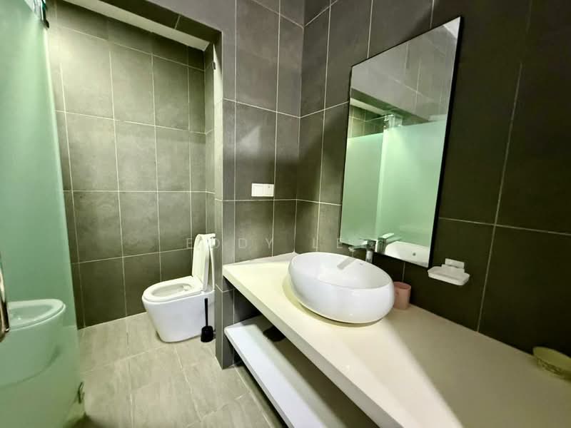 Servis Apartment untuk Disewa di Astoria Ampang - Eddy Lee - Bathroom - PropertyGuru.com.my