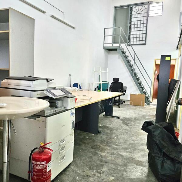 Shop for Rent in Batu Caves (Selangor) - Shiqin Saidin - Interior - PropertyGuru.com.my