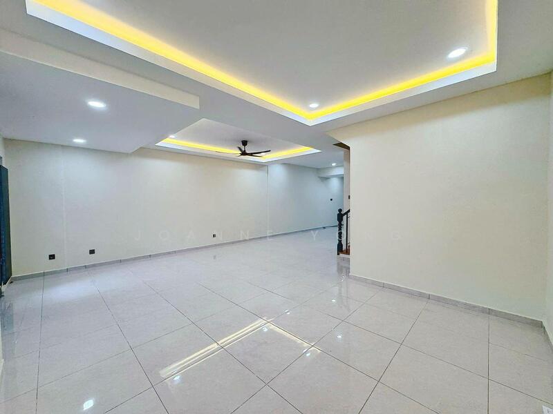 2-storey Terraced House for Sale in Ulu Tiram (Johor) - Joanne Yong - Living Room - PropertyGuru.com.my