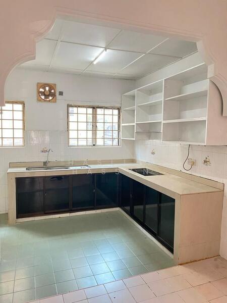 Bandar Bukit Puchong untuk Untuk Dijual - RM 495,000, Mac 2026 - Kitchen - PropertyGuru.com.my