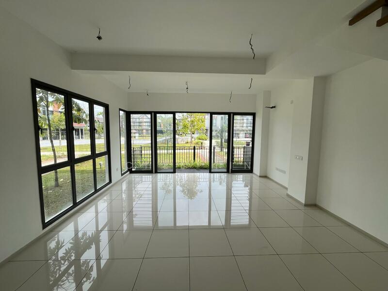 Terraced House for Sale in Shah Alam (Selangor) - Chee Hin - Living Room - PropertyGuru.com.my