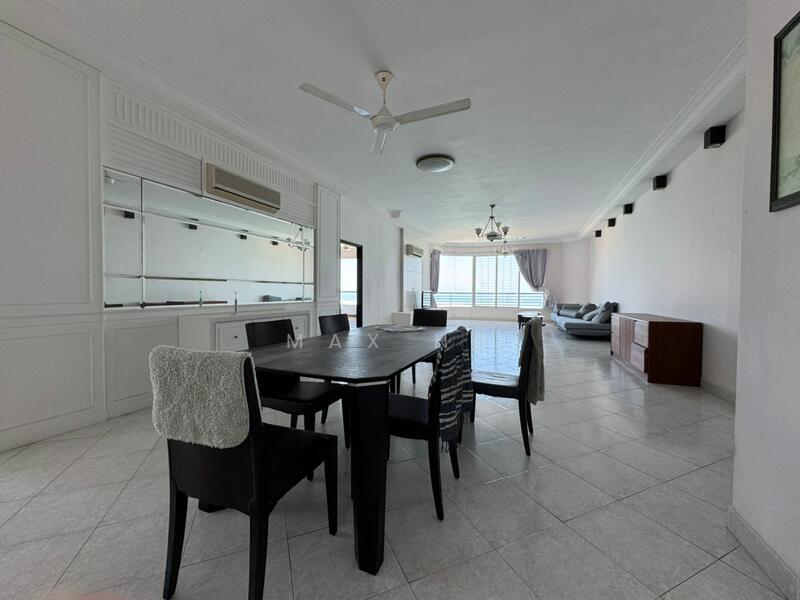 Condominium for Sale at Gurney Beach Resort - Max Ng - Dining Room - PropertyGuru.com.my