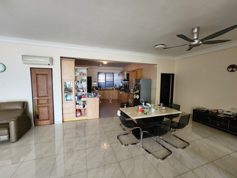 Condominium for Sale at Gurney Beach Resort - Max Ng - Living Room - PropertyGuru.com.my