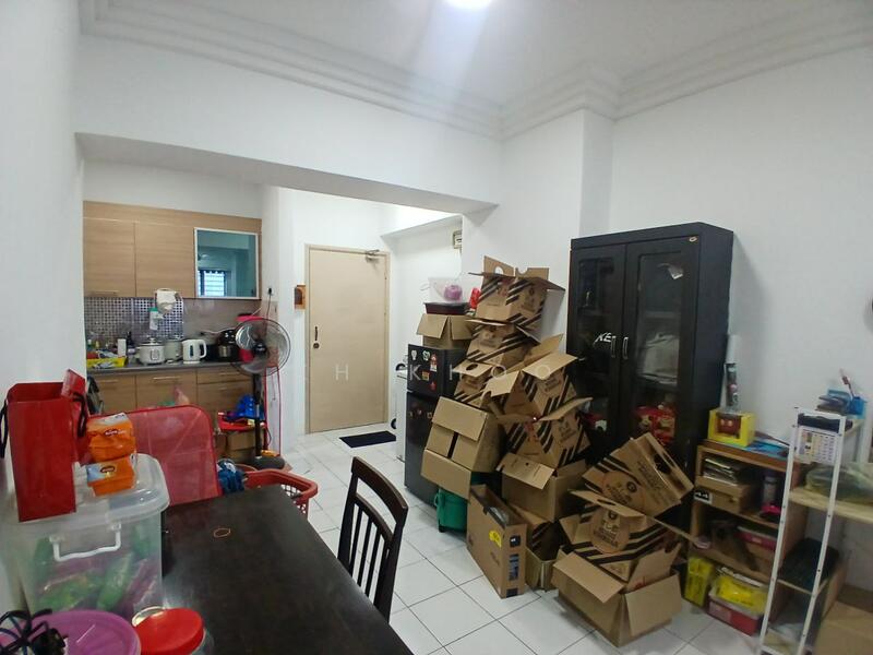 Service Residence for Sale at Rhythm Avenue - KH Khoo - Kitchen - PropertyGuru.com.my