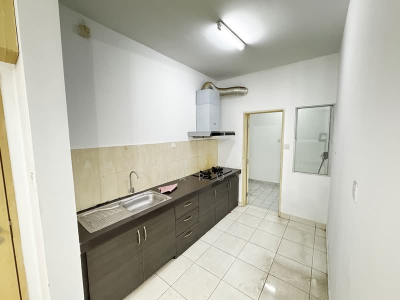 Kondominium untuk Dijual di Viva Residency - Amuthavaanan Apparovo - Kitchen - PropertyGuru.com.my