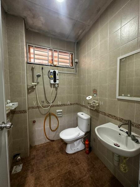 Untuk Dijual - Jalan Lembah, Taman Seri Alam (The Garden)