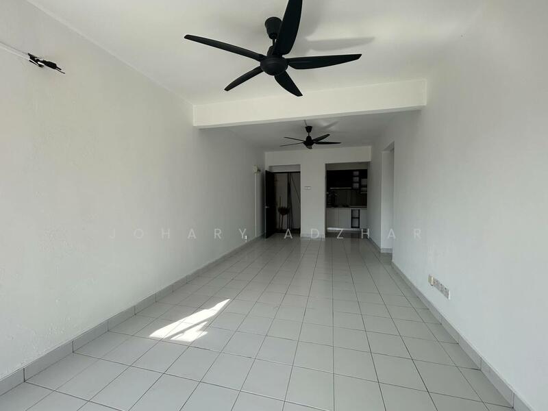 Apartment for Sale at Alam Budiman (Sri Budiman) - Johary Adzhar - Living Room - PropertyGuru.com.my