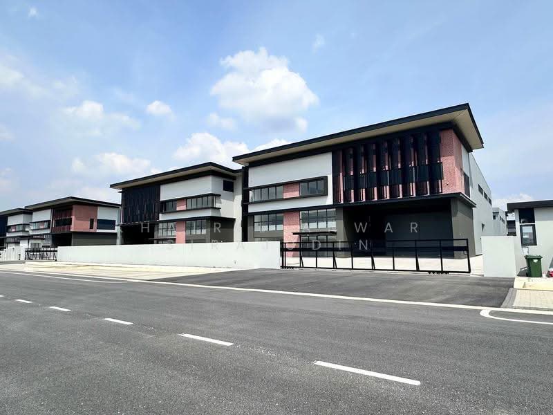 Semi-D Factory for Rent in Sungai Buloh (Selangor) - Khairil Anwar Sirajudin - Exterior - PropertyGuru.com.my