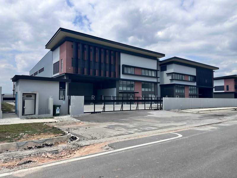 Semi-D Factory for Rent in Sungai Buloh (Selangor) - Khairil Anwar Sirajudin - Exterior - PropertyGuru.com.my
