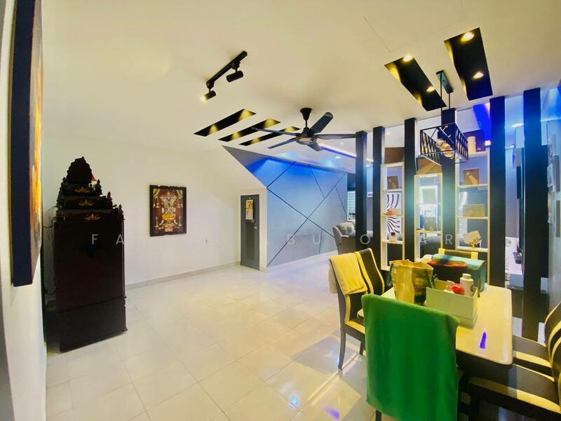 2-storey Terraced House for Sale in Rawang (Selangor) - Faisal Abu Omar - Living Room - PropertyGuru.com.my