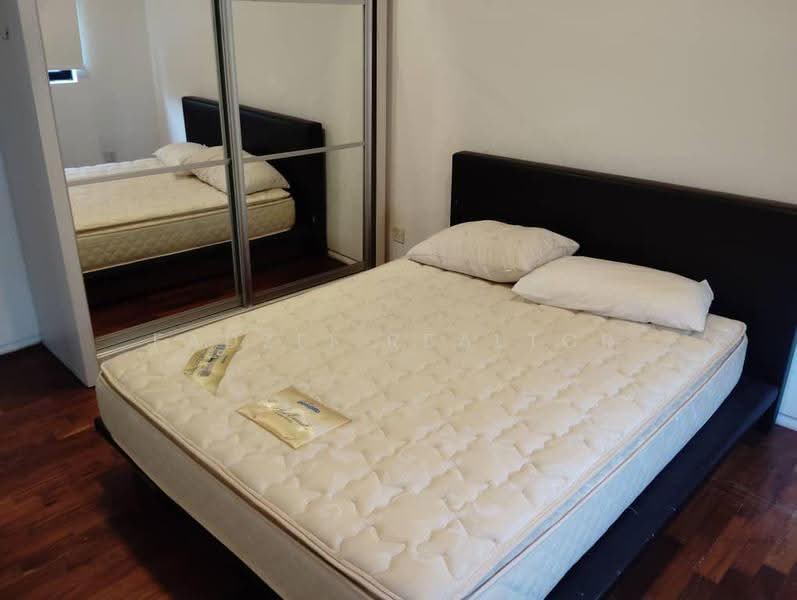 3-storey Terraced House for Sale in Seri Kembangan (Selangor) - Fadzli Realtor - Bedroom - PropertyGuru.com.my