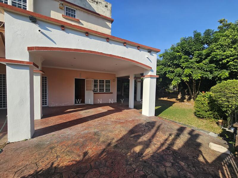 2-storey Terraced House for Sale in Bukit Jelutong (Shah Alam) - Winny Su - Exterior - PropertyGuru.com.my