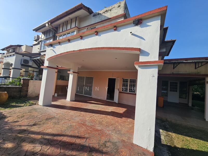 2-storey Terraced House for Sale in Bukit Jelutong (Shah Alam) - Winny Su - Exterior - PropertyGuru.com.my