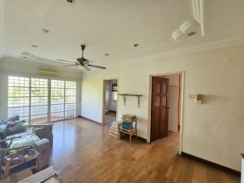 2-storey Terraced House for Sale in Bukit Jelutong (Shah Alam) - Winny Su - Living Room - PropertyGuru.com.my