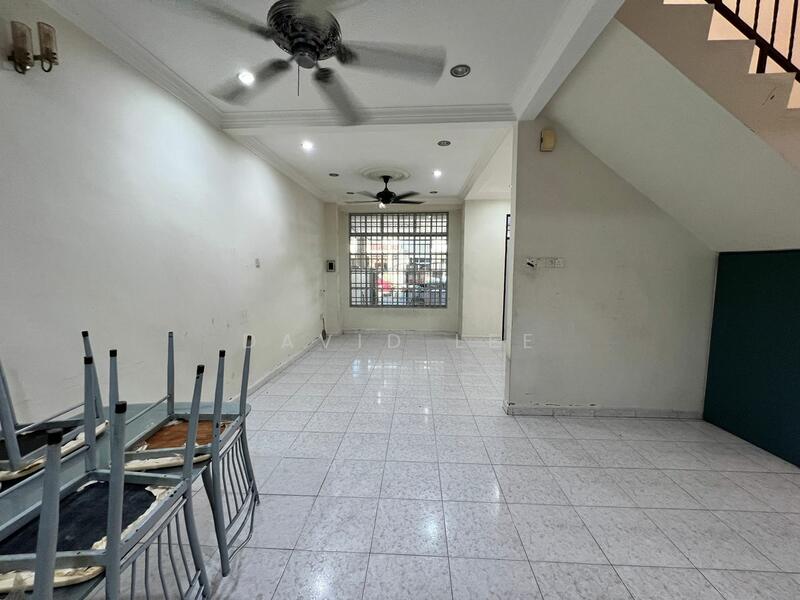 2-storey Terraced House for Sale in Taman Sintar Indah (Nibong Tebal) - David Lee - Living Room - PropertyGuru.com.my