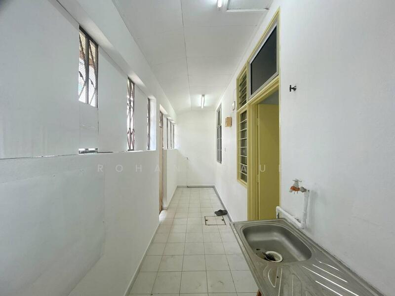 2-storey Terraced House for Rent in Kajang (Selangor) - Rohani Daud - Corridor - PropertyGuru.com.my