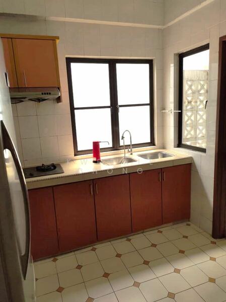 Condominium for Sale at Tiara Faber - Kweenie Chong - Kitchen - PropertyGuru.com.my