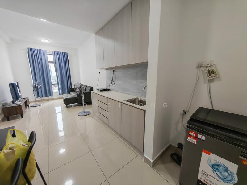 KSL Residence 2 @ Kangkar Tebrau untuk Untuk Disewa - RM 2,000 /bulan, Apr 2026 - Living Room - PropertyGuru.com.my