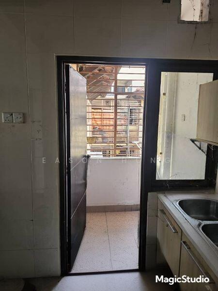 Apartment for Rent at Desa Idaman Residences - Eason Hong - Kitchen - PropertyGuru.com.my