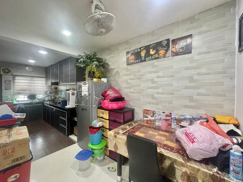 Seksyen 1 Bandar Rinching untuk Untuk Dijual - RM 380,000, Feb 2026 - PropertyGuru.com.my