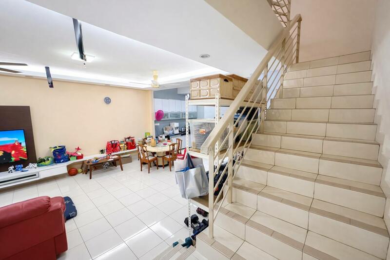 2-storey Terraced House for Sale in Taman Mutiara Indah (Puchong) - Mahirah . - Living Room - PropertyGuru.com.my