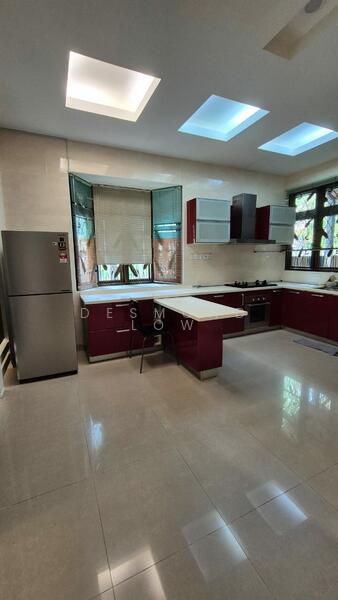 3 Storey Ferringhi Park Semi-detached House Corner Unit untuk Untuk Disewa - RM 3,800 /bulan, Mac 2026 - Kitchen - PropertyGuru.com.my