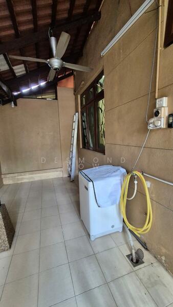 3 Storey Ferringhi Park Semi-detached House Corner Unit untuk Untuk Disewa - RM 3,800 /bulan, Mac 2026 - Exterior - PropertyGuru.com.my