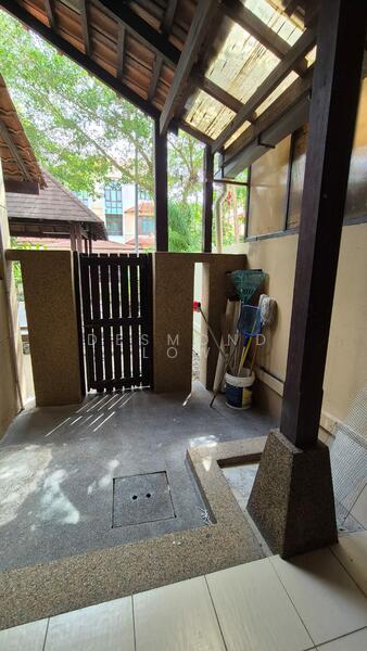 3 Storey Ferringhi Park Semi-detached House Corner Unit untuk Untuk Disewa - RM 3,800 /bulan, Mac 2026 - Exterior - PropertyGuru.com.my