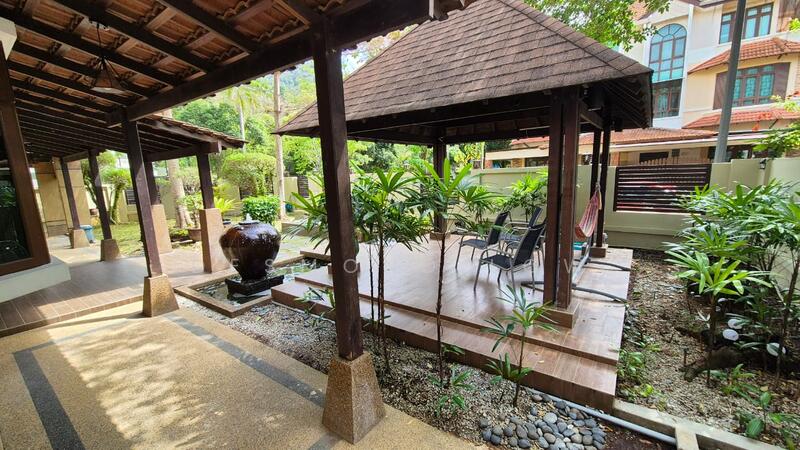 3 Storey Ferringhi Park Semi-detached House Corner Unit untuk Untuk Disewa - RM 3,800 /bulan, Mac 2026 - Exterior - PropertyGuru.com.my