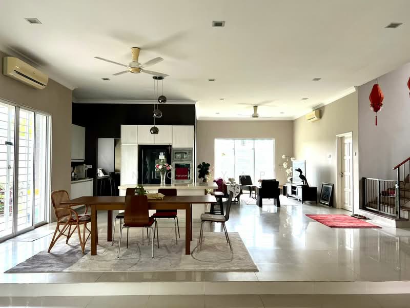 Rumah Banglo untuk Dijual di Taman Bukit Suria (Cheras) - Nick Yap - Living Room - PropertyGuru.com.my