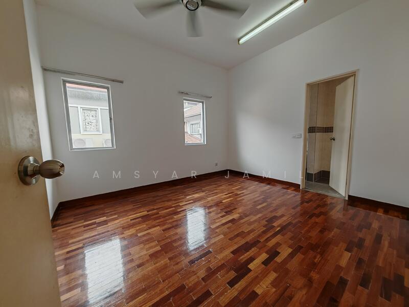 Semi-Detached House for Sale in Shah Alam (Selangor) - Amsyar Jamil - Interior - PropertyGuru.com.my