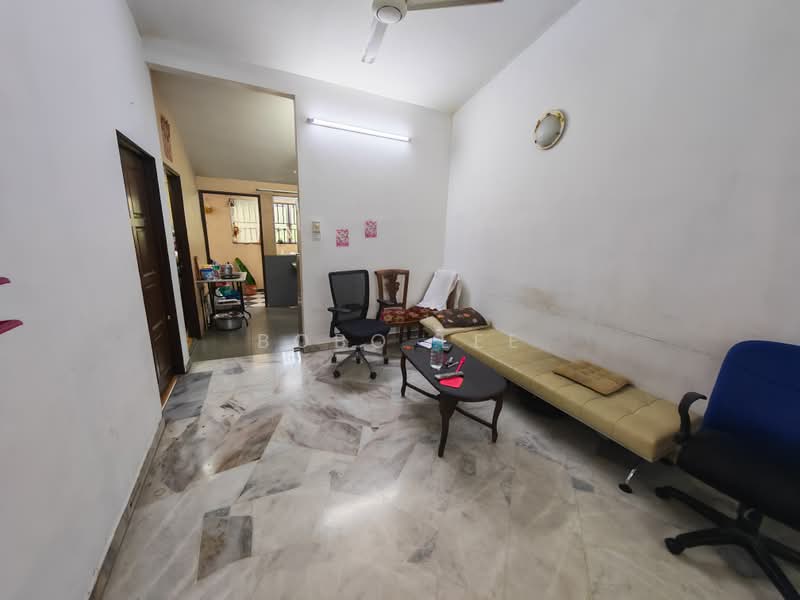 Rumah Teres 1 Tingkat untuk Dijual di Jalan Klang Lama (Old Klang Road) (Kuala Lumpur) - Bobo Lee - Living Room - PropertyGuru.com.my