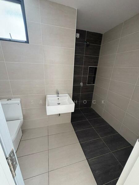 2-storey Terraced House for Sale in Rawang (Selangor) - Sam Chock - Bathroom - PropertyGuru.com.my