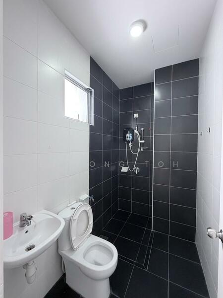 2-storey Terraced House for Sale in Setia Eco Cascadia (Tebrau) - Ee Fong Toh - Bathroom - PropertyGuru.com.my
