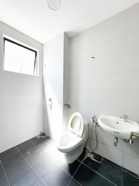Rumah Berkembar untuk Disewa di Cheras (Selangor) - Peggy Lim - Bathroom - PropertyGuru.com.my
