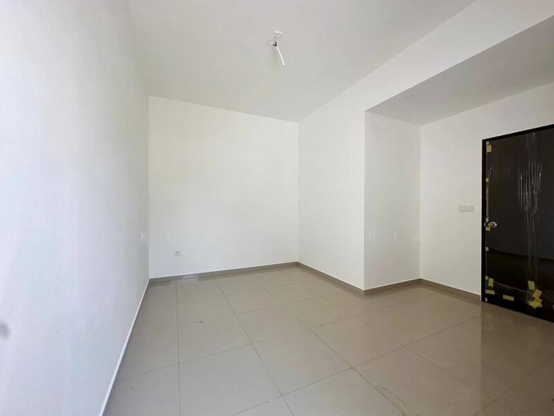 Untuk Dijual - Caralyn @ Setia Alamsari