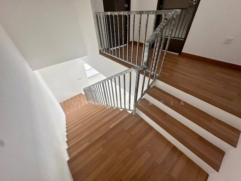 Untuk Dijual - Caralyn @ Setia Alamsari