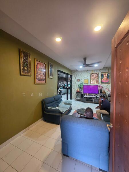 2-storey Terraced House for Sale in Taman Gaya (Ulu Tiram) - Daniel Yong - Living Room - PropertyGuru.com.my