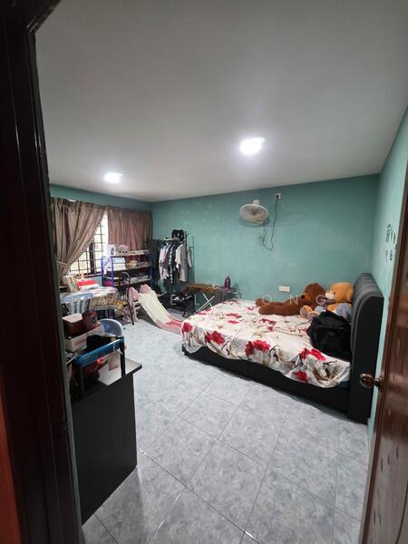 2-storey Terraced House for Sale in Taman Gaya (Ulu Tiram) - Daniel Yong - Bedroom - PropertyGuru.com.my