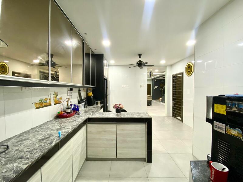2-storey Terraced House for Sale in TTDI Grove (Kajang) - JUMIDAH (JUE) - Kitchen - PropertyGuru.com.my