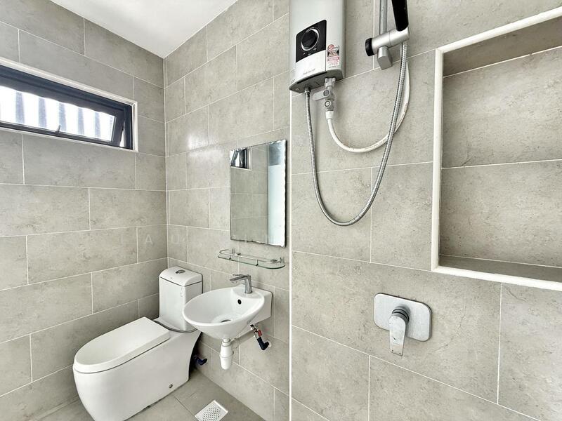 Cube 8 Teens untuk Untuk Dijual - RM 425,000, Mac 2026 - Bathroom - PropertyGuru.com.my